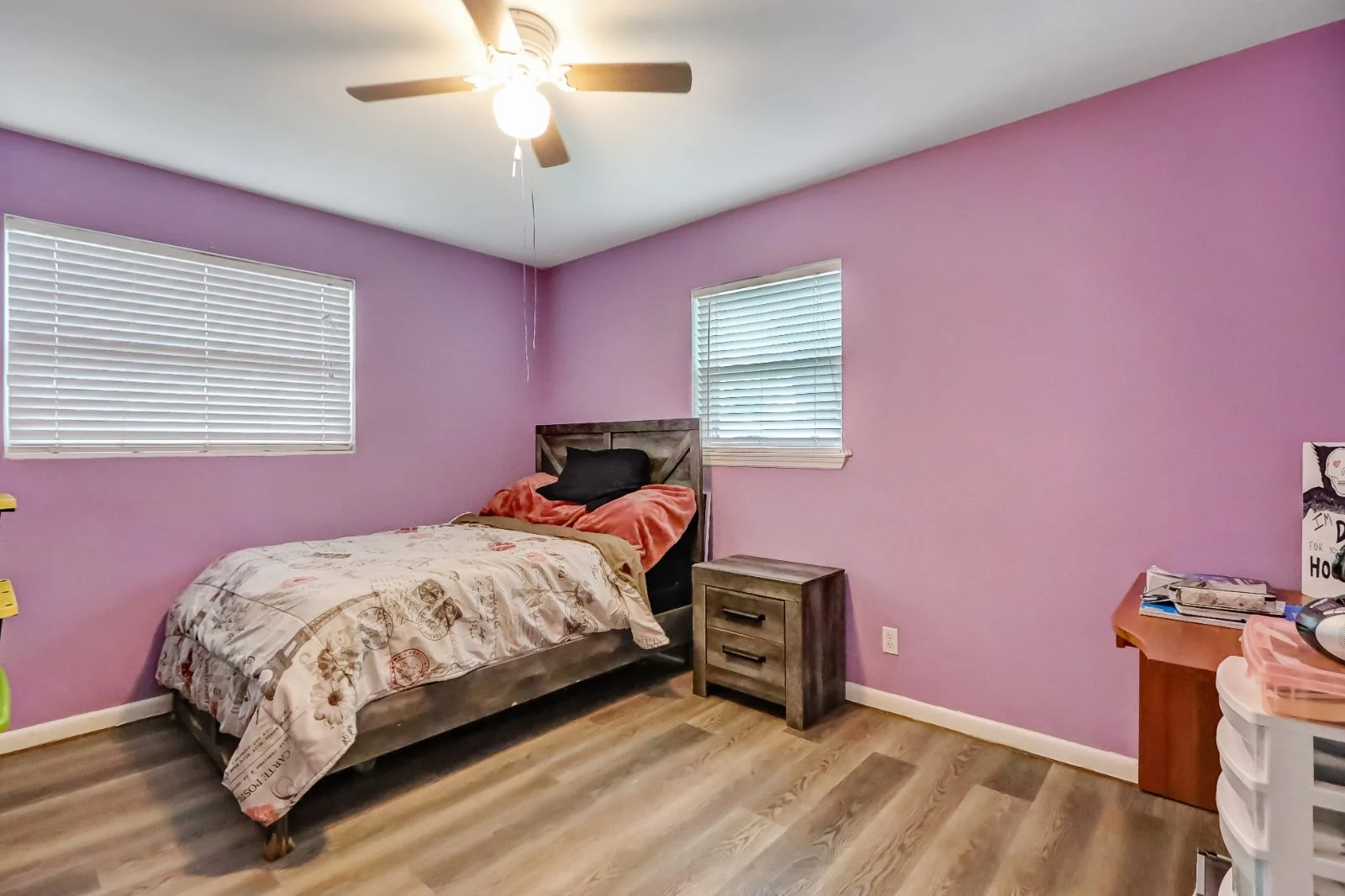 3483 Thornhill Dr, Jacksonville, FL 32277, photo 4 of 9