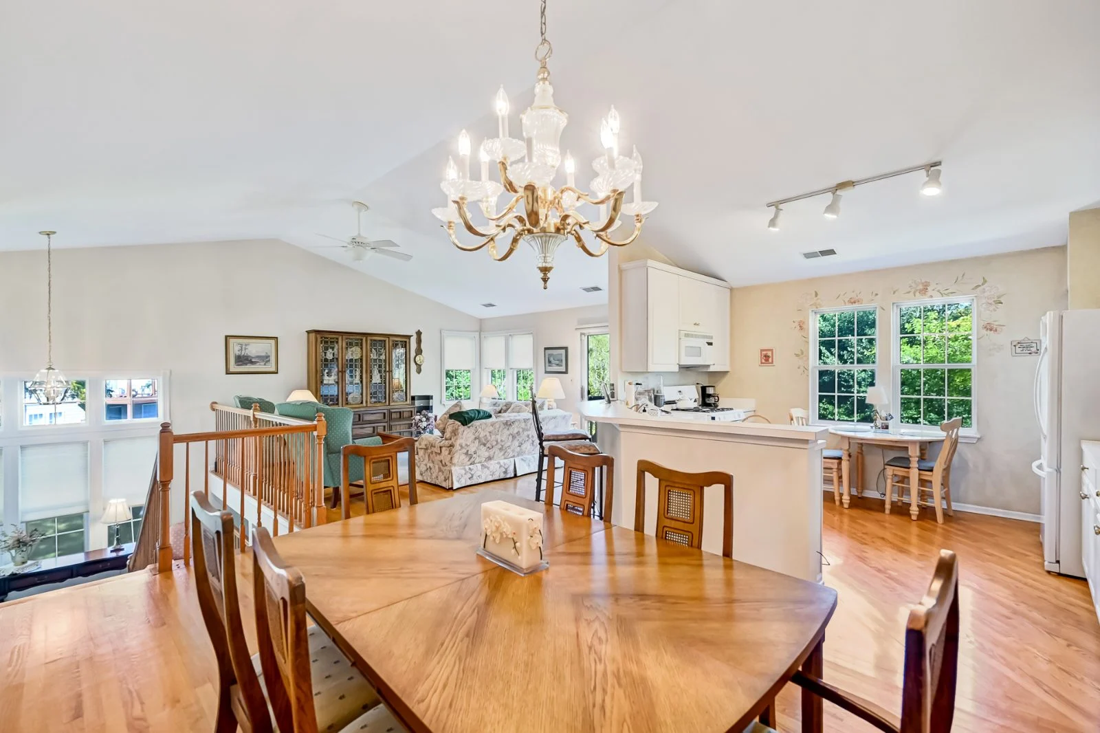The Hudson Crest Villa – Luxury Living in New York, photo 2 of 5